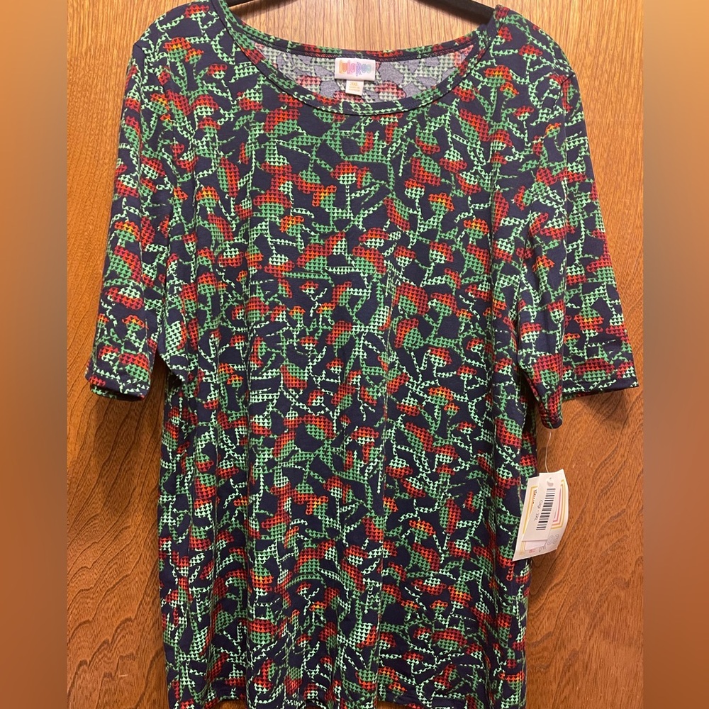 LuLaRoe - Gigi - 3XL - Navy w/red flowers - NWT